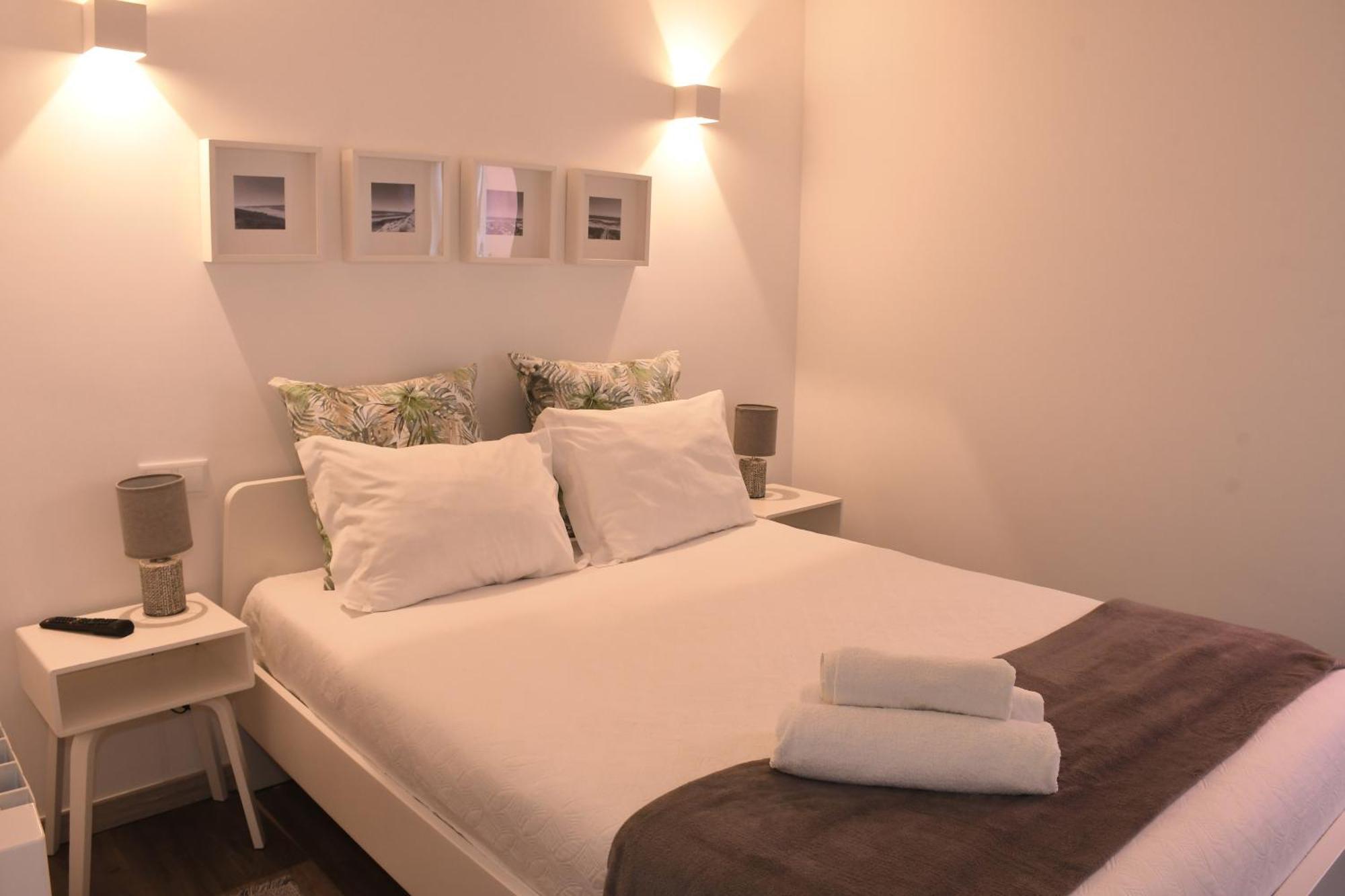 פראיה דה מירה Granny'S Guesthouse מראה חיצוני תמונה